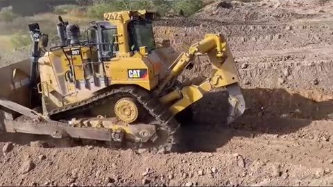 Excavator Caterpillar 6015B Caterpillar Dumpers#caterpillar#excavator#wheelloader#truck (26)