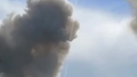 Kh-101 Missiles Hitting the Artem Defense Industrial Plant in Kiev