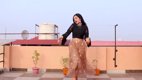 Apane sasure ke aage // Haryanvi folk song // dance cover by megha chaubey //