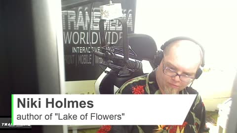 Niki Holmes author of "Lake of Flowers"