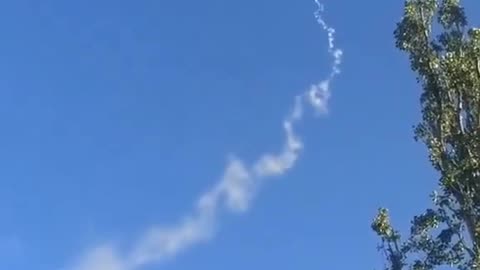 Ukrainian soldier shoots down a Russian UAV with a FIM-92 Stinger MANPADS