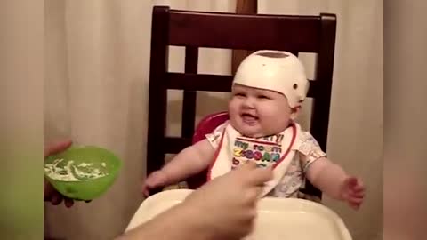FUNNY AND CUTE CLIPS OF BABIES TO RELEASE BOREDOM