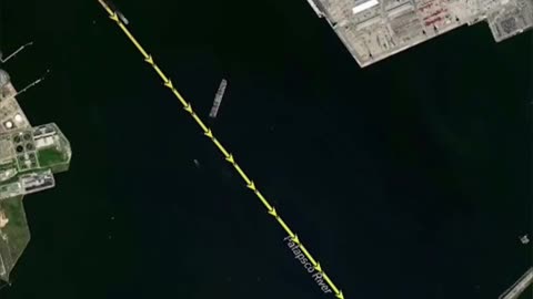 This animation shows the movements of the Dali cargo ship before it collided