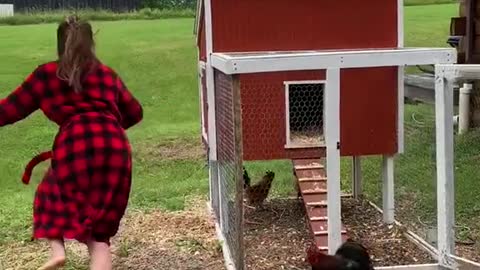 She gets a hot chase from her Chick