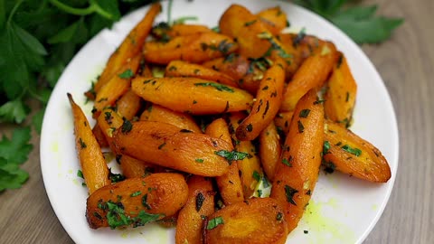 ROASTED CARROTS RECIPE with Garlic and Butter - *Simple and Delicious!*