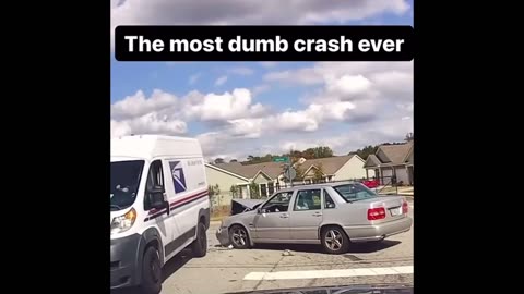 Dumbest Driver ever !