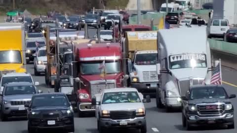 The most spectacular shot of the People Convoy passing through DC.