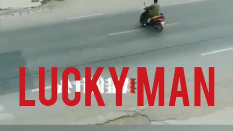 Very Dangerous Accident. Lucky Man.