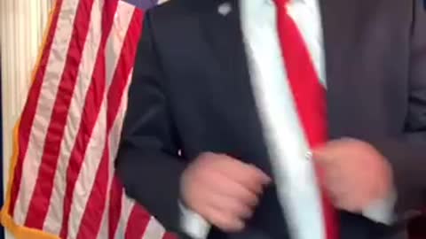 Fake donald trump dancing funny