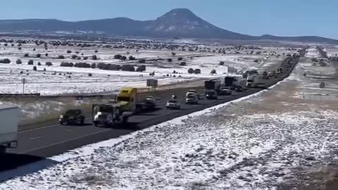 Freedom Convoy USA - There are around 2000 trucks now in the Convoy towards DC
