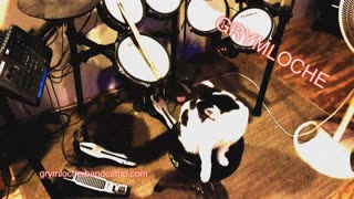1st Upload! That drummer's a pussy