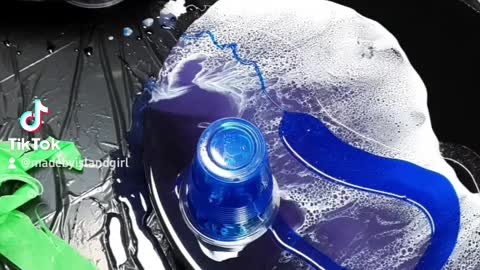 Ocean pour