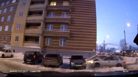 Reckless driver crashes into 4 parked cars