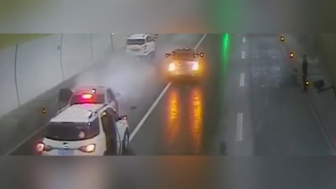 Motorist Escapes Death After Stopping In Busy Tunnel