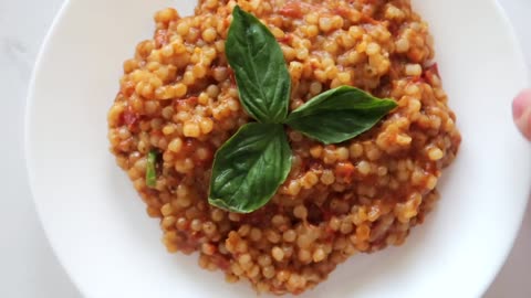 Easy Vegetarian Dinner Idea - Tomato Basil Couscous Recipe