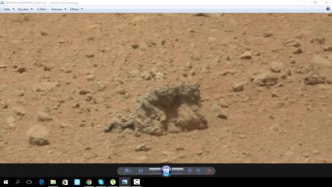 Mars - Amazing finds by the Mars Rover - Ancient Couple