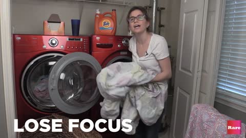 How to do laundry with Elissa the Mom | Rare Life