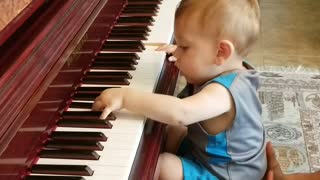One Year Old Piano Player Shows Promising Talent