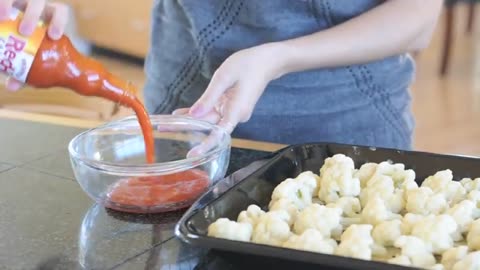 Easy Vegan Recipe Cauliflower Buffalo Wings