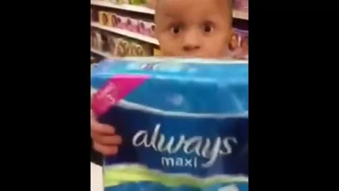 Little Boy Hilariously Asks His Mom If She Uses Pads For Her Butt.