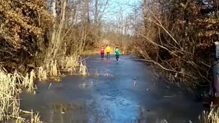 Pond skate