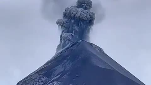 Dirty Lightning Also Known As Volcanic Lightning ~It Occurs When Volcanic Ash Particles Collide Generating Static Charges That Discharge As Lightning Within The Volcanic Plume