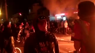 Videos: Se desatan fuertes disturbios por la muerte de un abogado en Bogotá