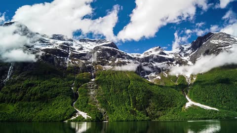 SNOW - MOUNTAIN - LAKE - BEAUTY -