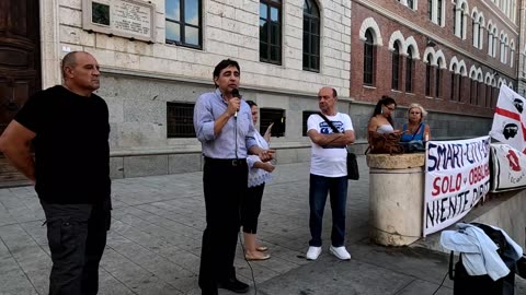 Cagliari si mobilita contro la Smart City e l'OMS
