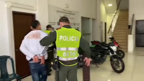 Presuntos ladrones que se accidentaron luego de cometer un hurto fueron capturados en Bucaramanga