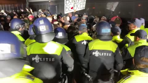 Dutch Police beating covid protesters and elderly people. FUCK THE POLICE! ACAB!