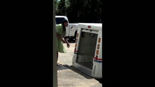 USPS supervisor caught abusing customer packages