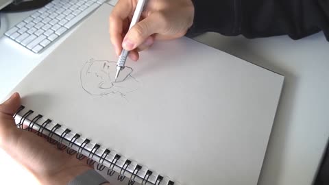 Draw The Outline Of The Face Of The Character