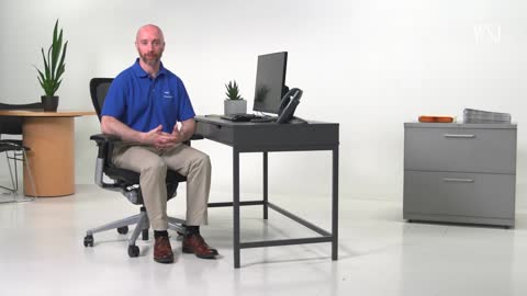 Ergonomics Expert Explains How to Set Up Your Desk