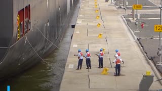 [Video] Canal de Panamá: la ingeniera del casco rosado