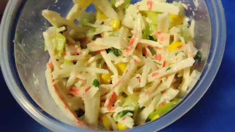 Ensalada Surimi 🦀 en Espanol