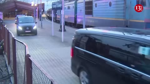 Ukrainian president Zelenskiy arrives in Poland by train