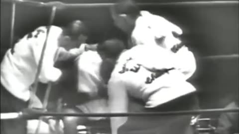 1952-9-23 Jersey Joe Walcott vs Rocky Marciano