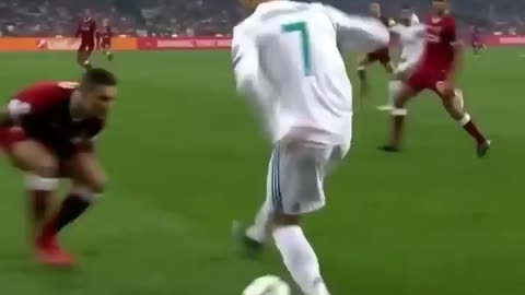 CR7 skills