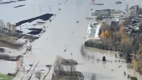 This Flooded Canadian City Named Abbotsford Used To Be A Lake In The 1920's