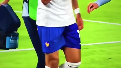 Kylian Mbappe broke his nose during the game