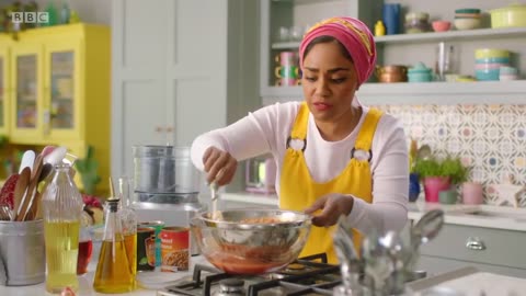 nsane baked bean falafel burgers recipe! | Nadiya's Time to Eat - BBC