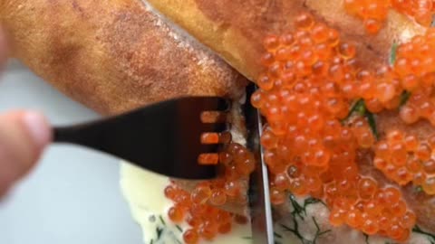 Savoury crépes with a cottage cheese + goat cheese filling