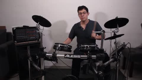 Testing Alesis Mesh Drum Kit with funny sound