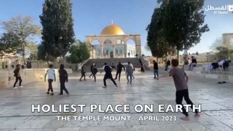 Muslims Use Temple Mount as a Playground