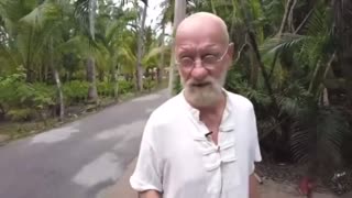 Max Igan - Eating Bugs Is Going to Make You Very Sick! ... (a substance called CHITIN)!