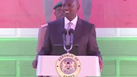 Kenyan President claims US dollar to be worthless in a few weeks