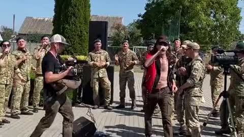 We Visited a UkrainianArmy Base WhereSoldiers Are BeingTreated for Trauma