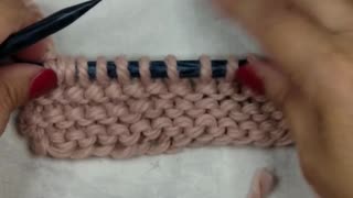 Learn How To Knit: The Garter Stitch