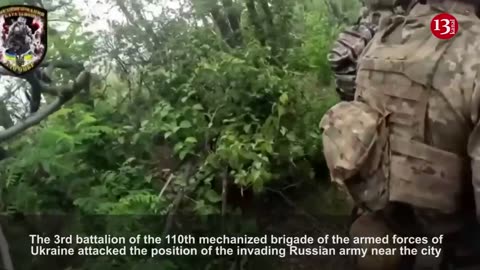 Ukrainian soldiers capture 13 Russians hiding in a trench - Those who didn’t surrender were killed